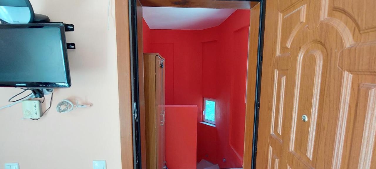Anastacias Apartment Артеміда Екстер'єр фото