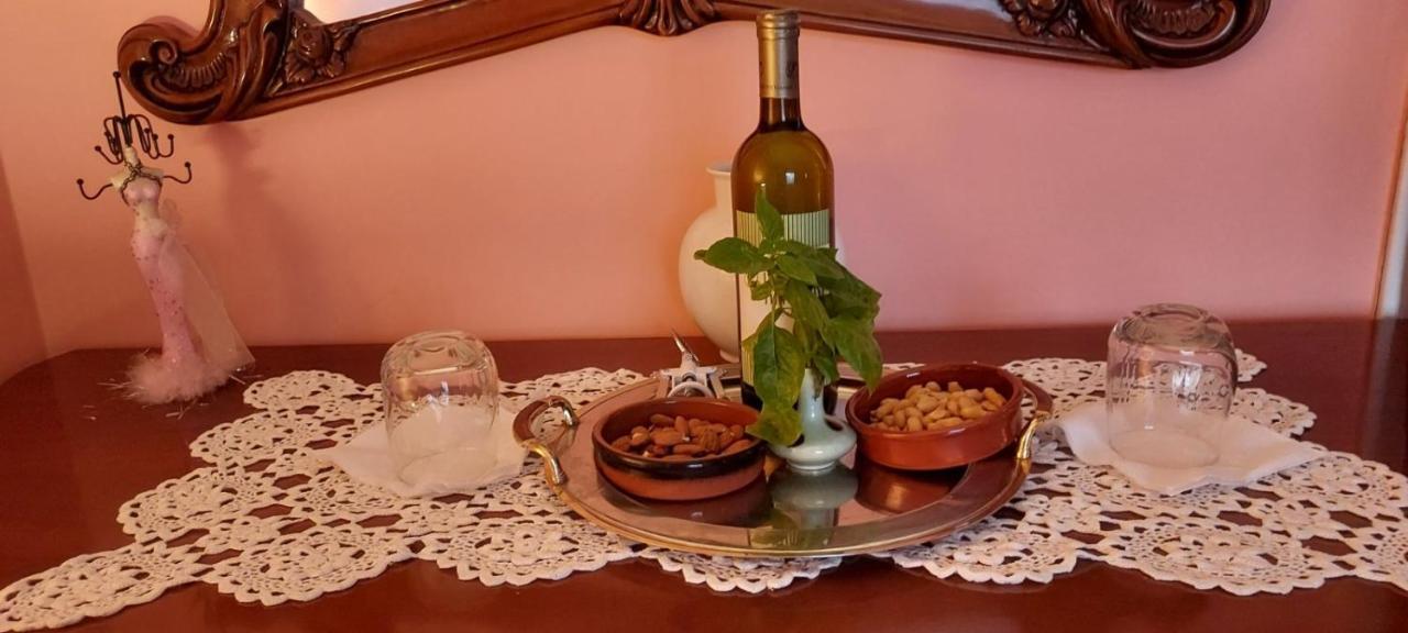 Anastacias Apartment Артеміда Екстер'єр фото